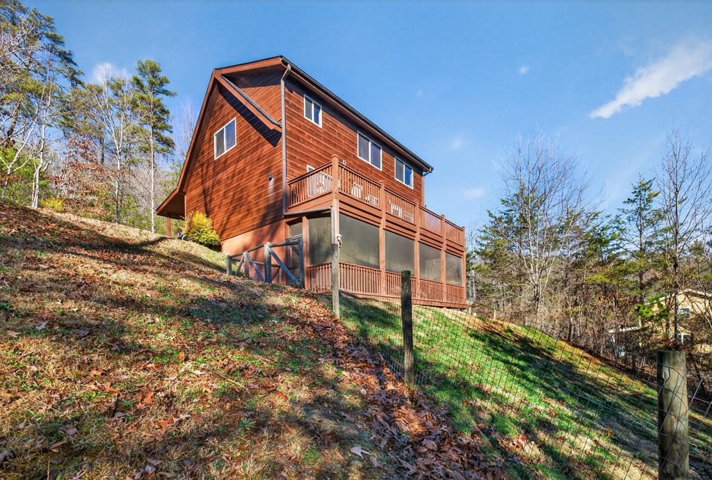 422262 Hiawassee Residential