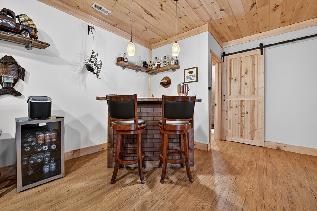 422270 Blue Ridge Residential