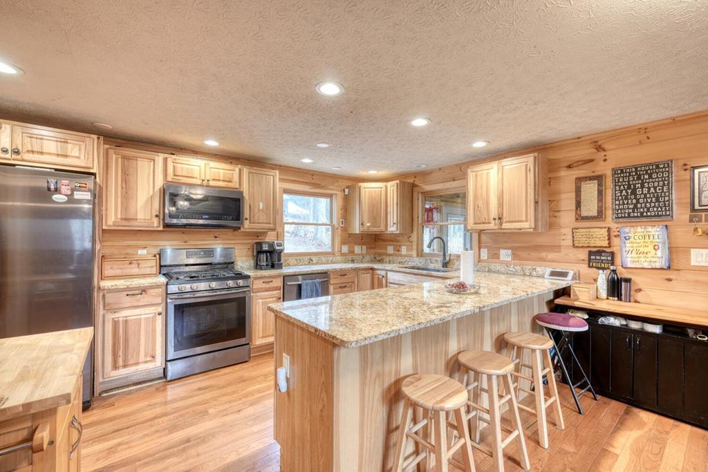 422278 Blairsville Residential