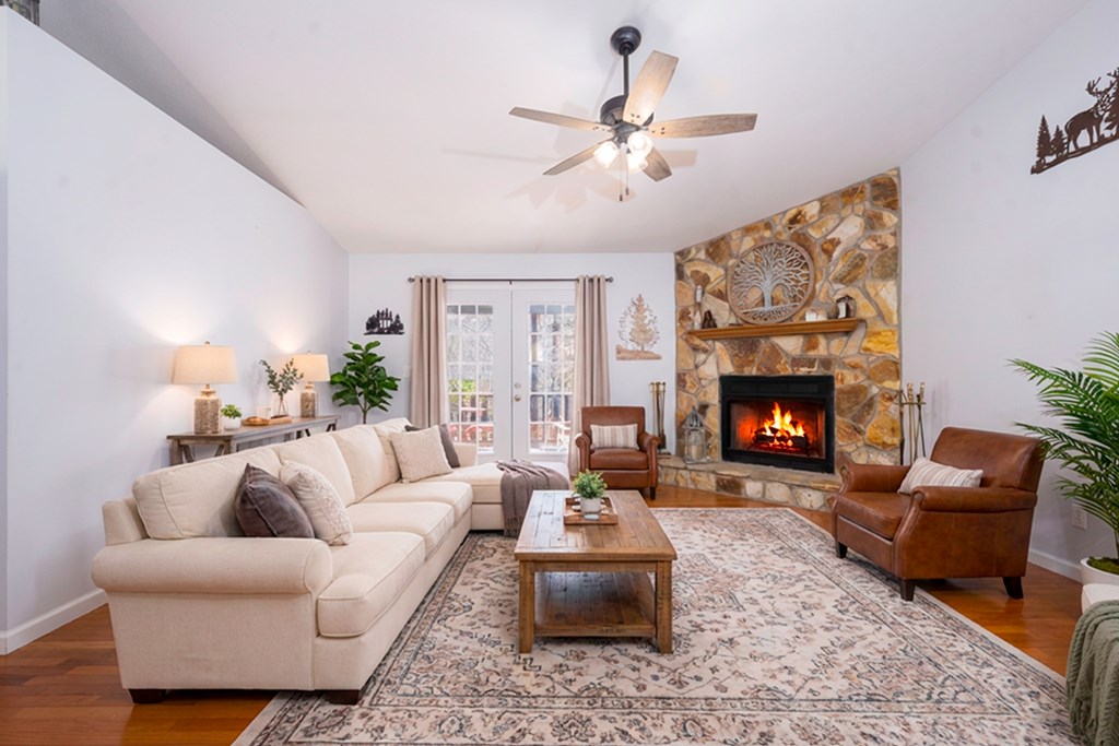 422281 Murphy Residential