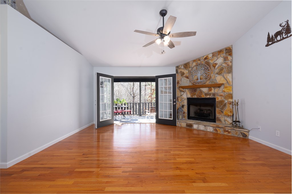 422281 Murphy Residential