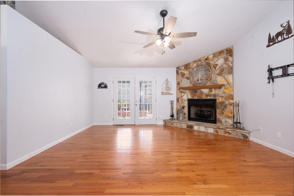 422281 Murphy Residential