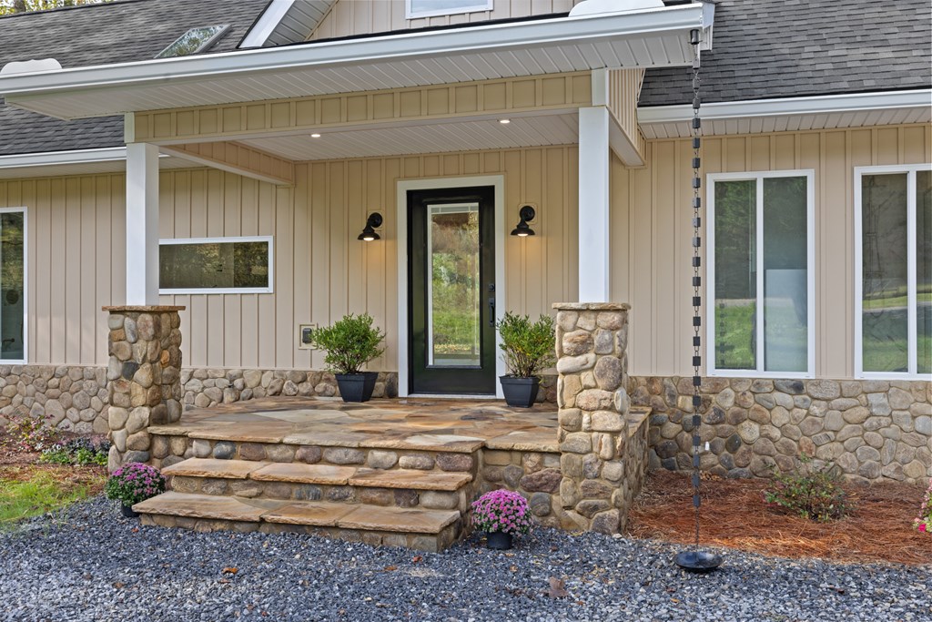 422295 Warne Residential