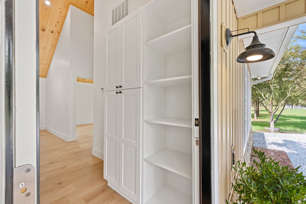 422295 Warne Residential