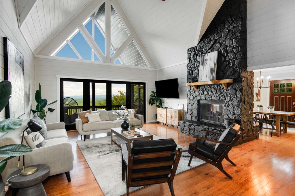 422297 Blue Ridge Residential