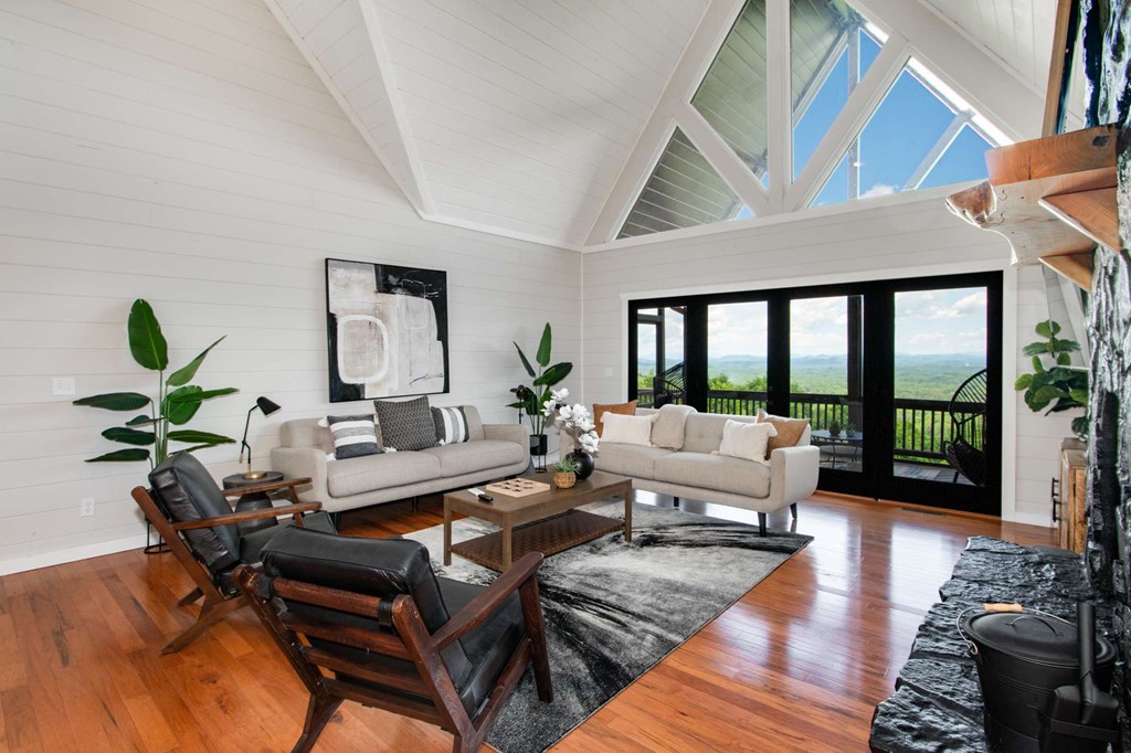 422297 Blue Ridge Residential