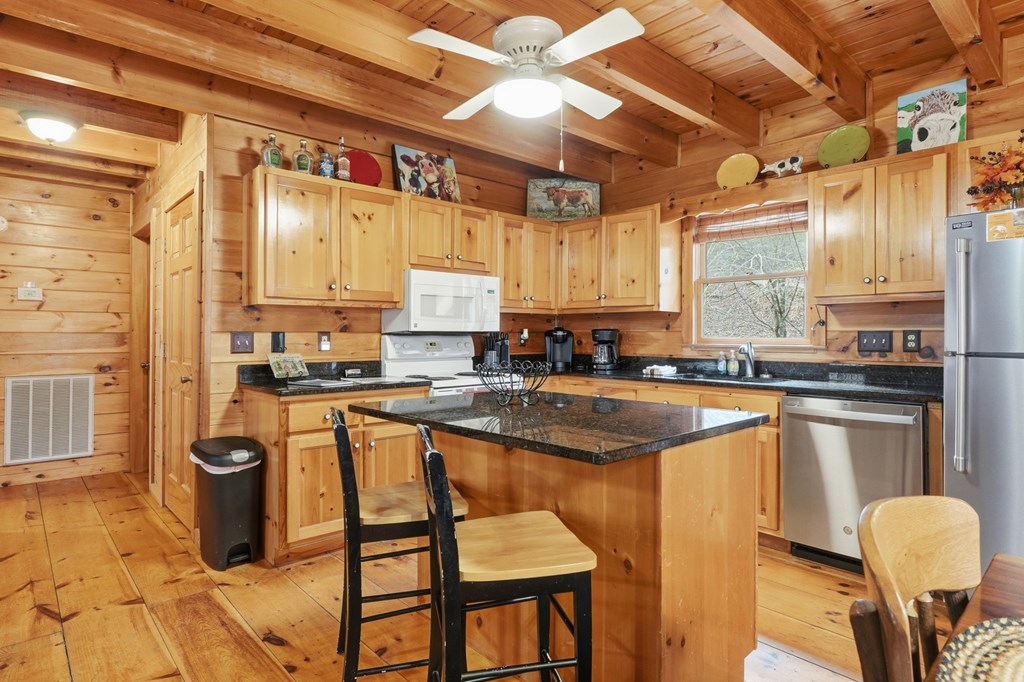 422298 Ellijay Residential