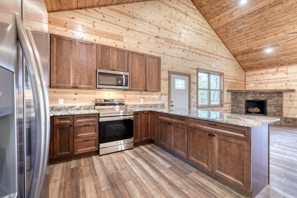 422300 Brasstown Residential