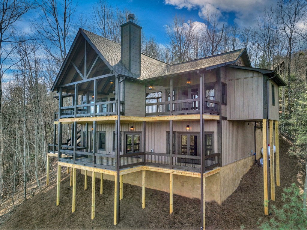 422324 Mineral Bluff Residential