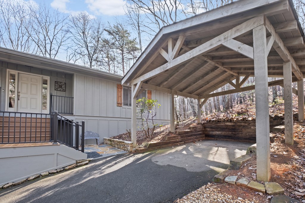 422340 Big Canoe Residential