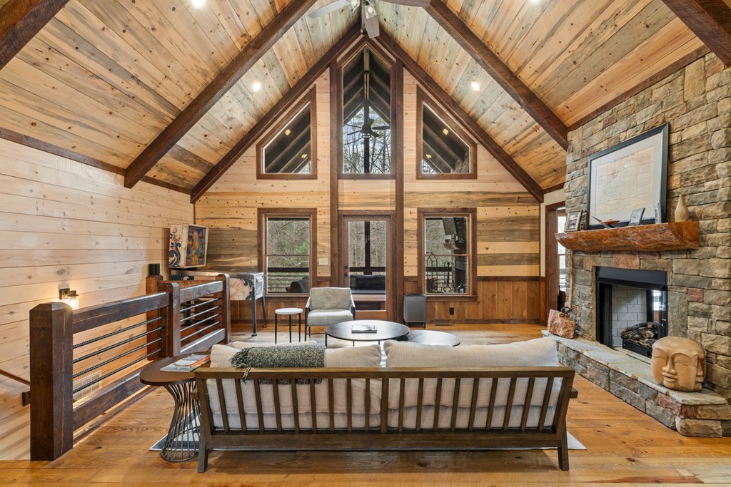 422343 Morganton Residential