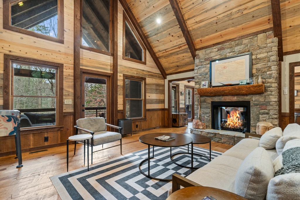 422343 Morganton Residential