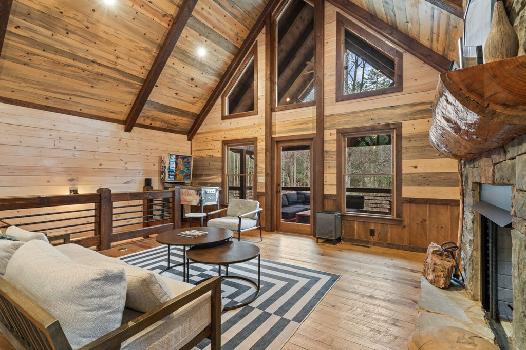 422343 Morganton Residential