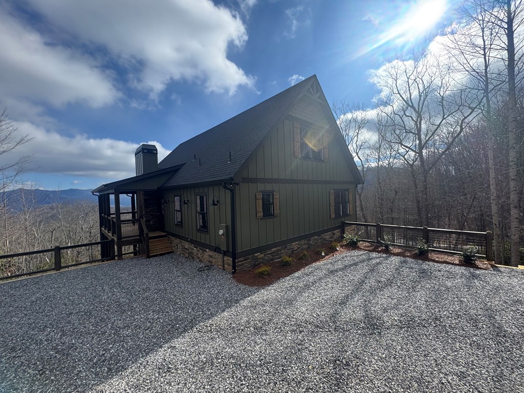 422344 Young Harris Residential