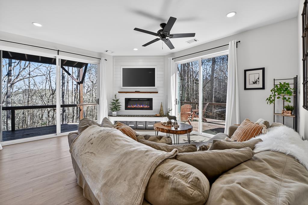 422349 Ellijay Residential