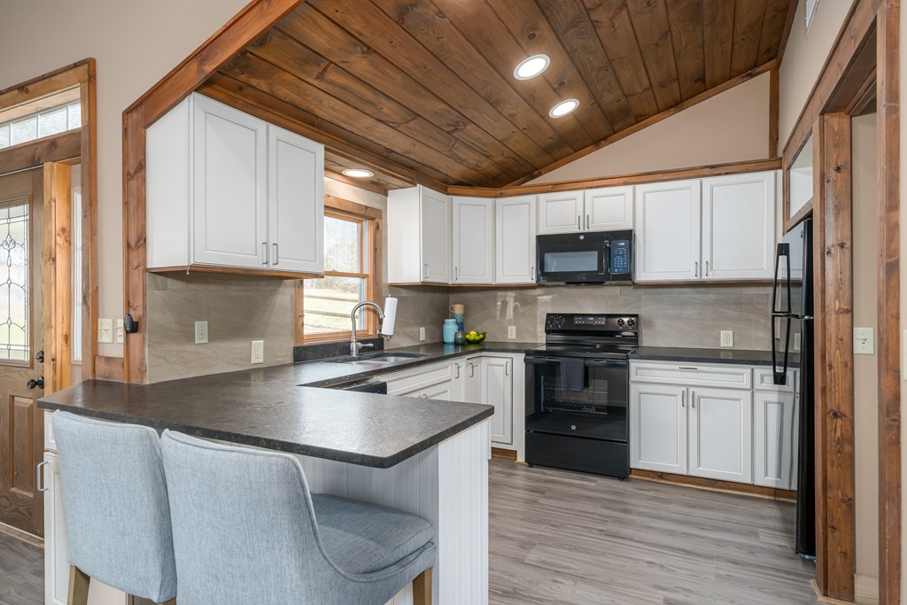 422367 Ellijay Residential