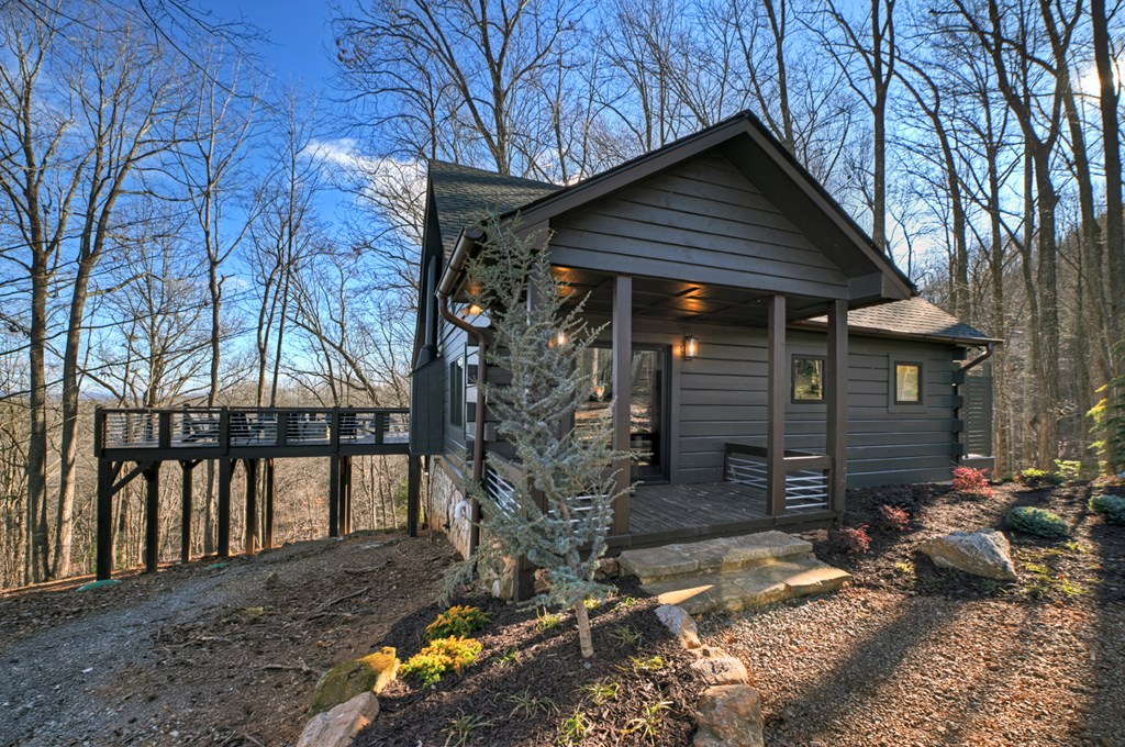 422384 Blue Ridge Residential