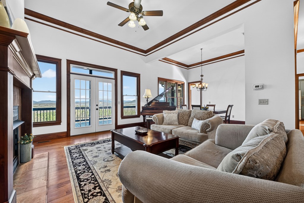 422392 Ellijay Residential