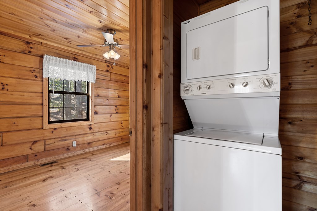 422395 Cherry Log Residential