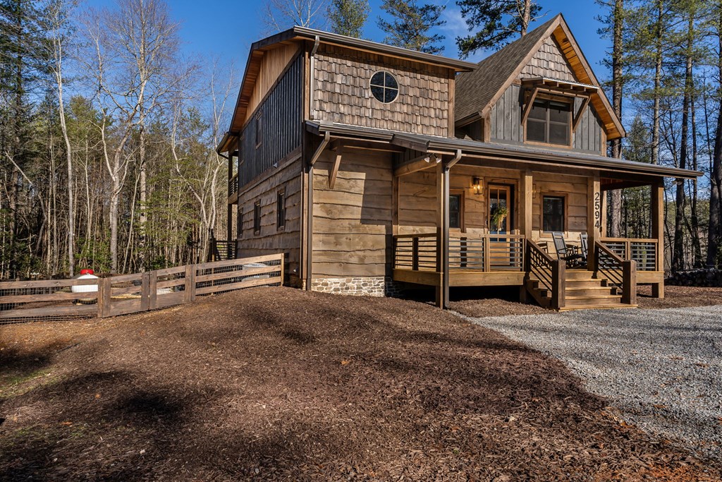 422397 Blue Ridge Residential