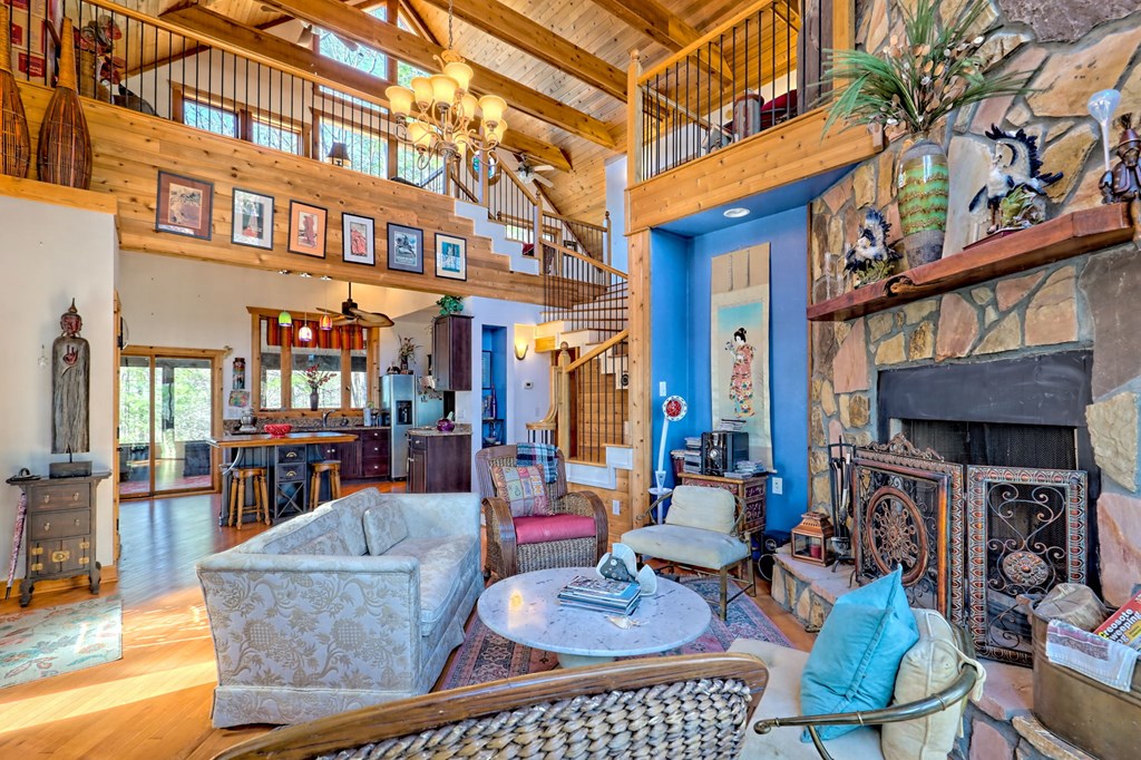 422399 Murphy Residential