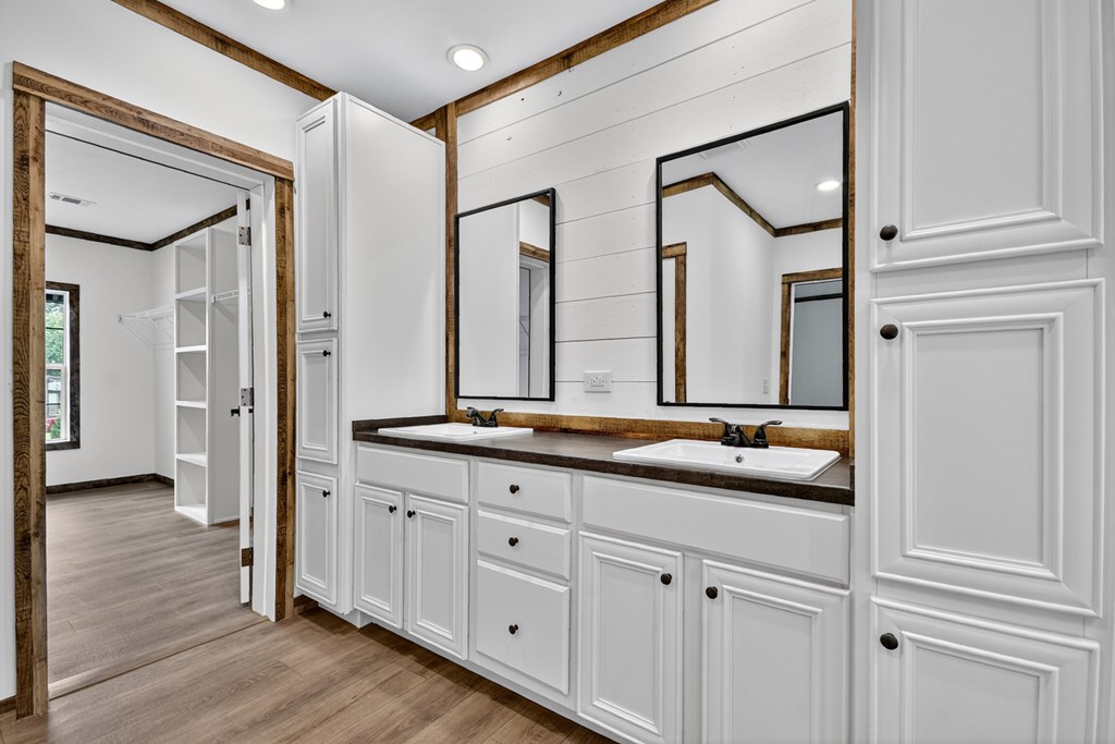 422400 Blue Ridge Residential