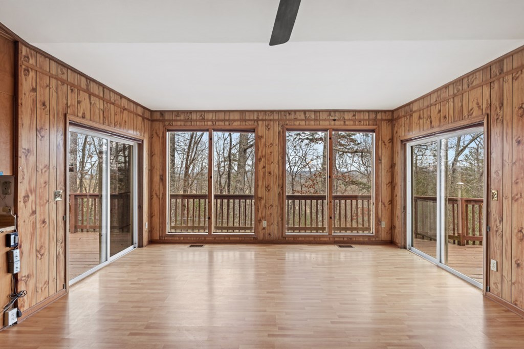 422405 Murphy Residential