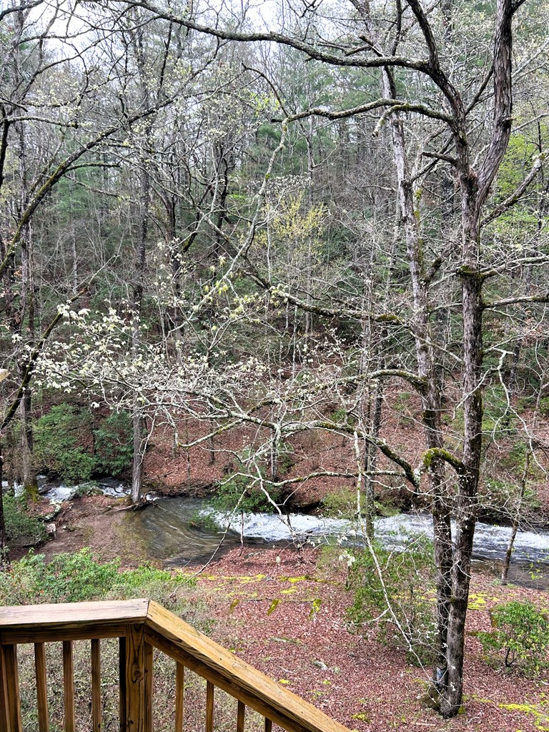 422408 Hayesville Residential