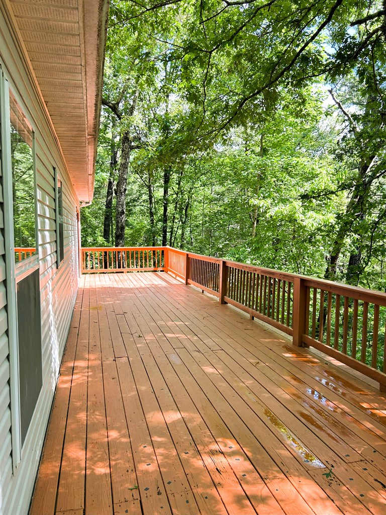 422411 Hayesville Residential