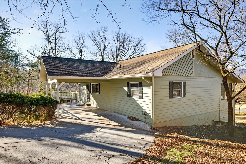 422415 Hiawassee Residential