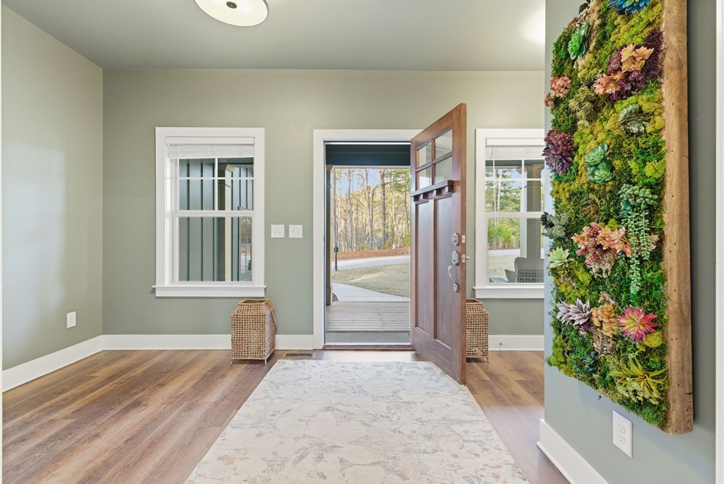 422417 Dahlonega Residential