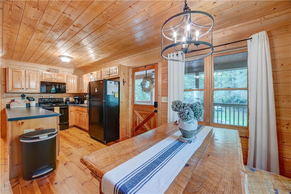 422421 Ellijay Residential