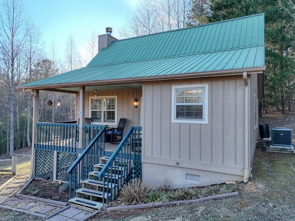 422427 Hayesville Residential