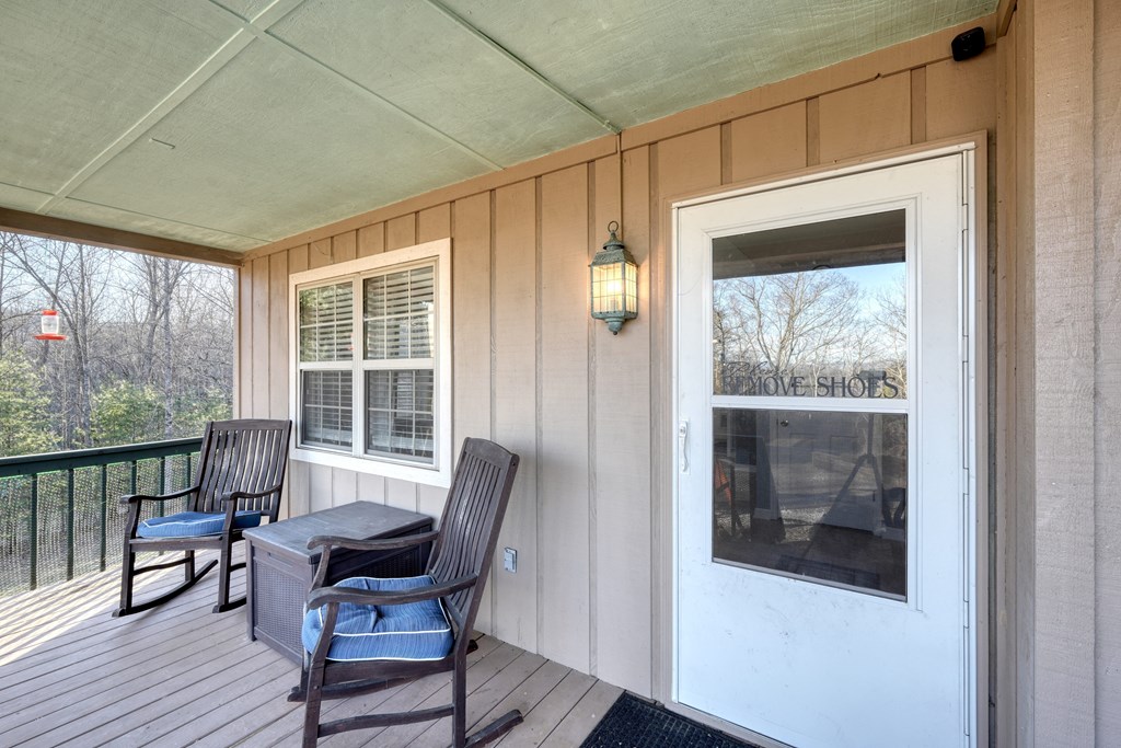 422427 Hayesville Residential