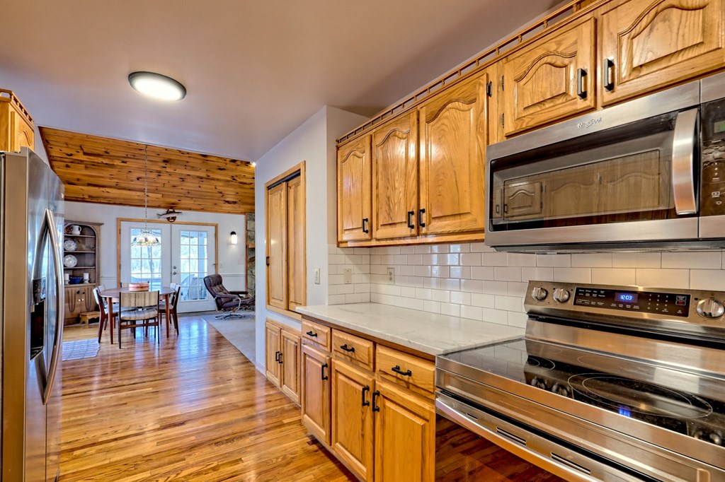 422432 Hayesville Residential