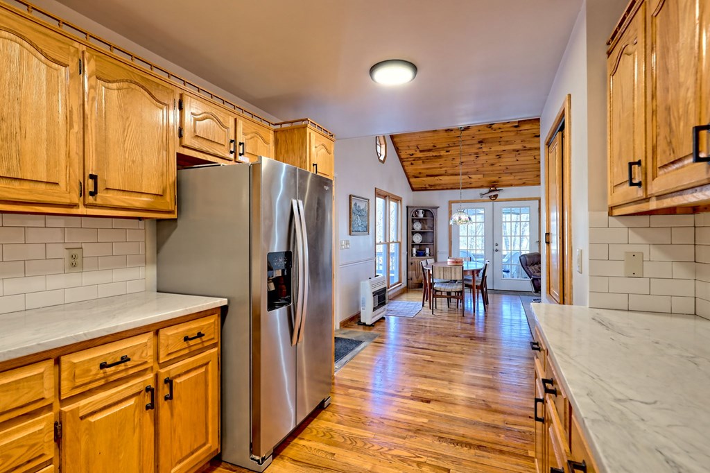 422432 Hayesville Residential