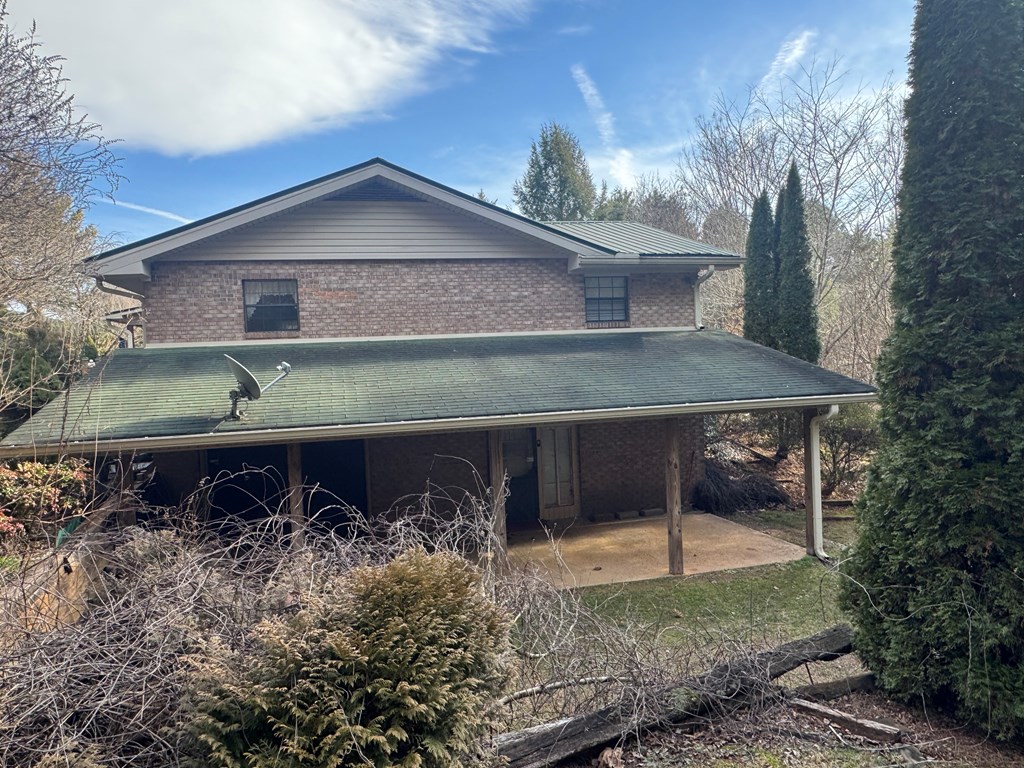 422440 Young Harris Residential