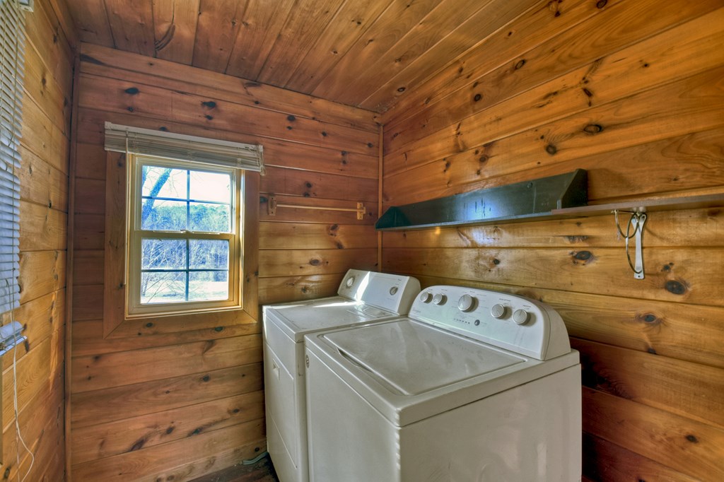 422453 Blue Ridge Residential