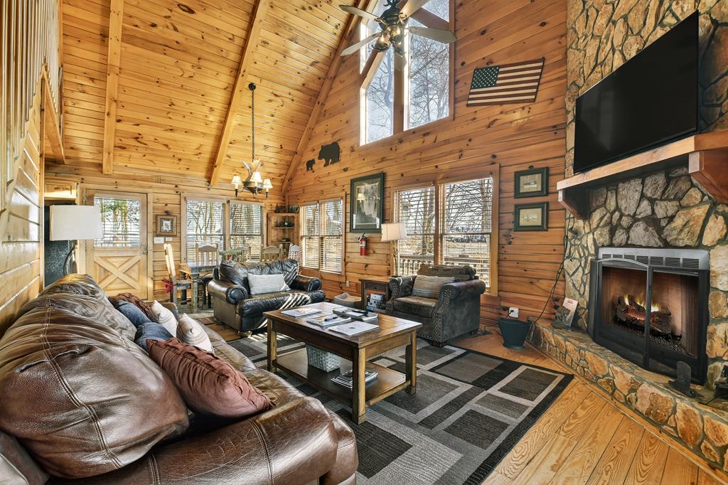 422458 Ellijay Residential