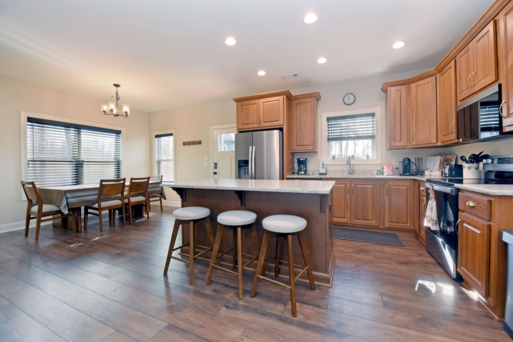 422462 Morganton Residential