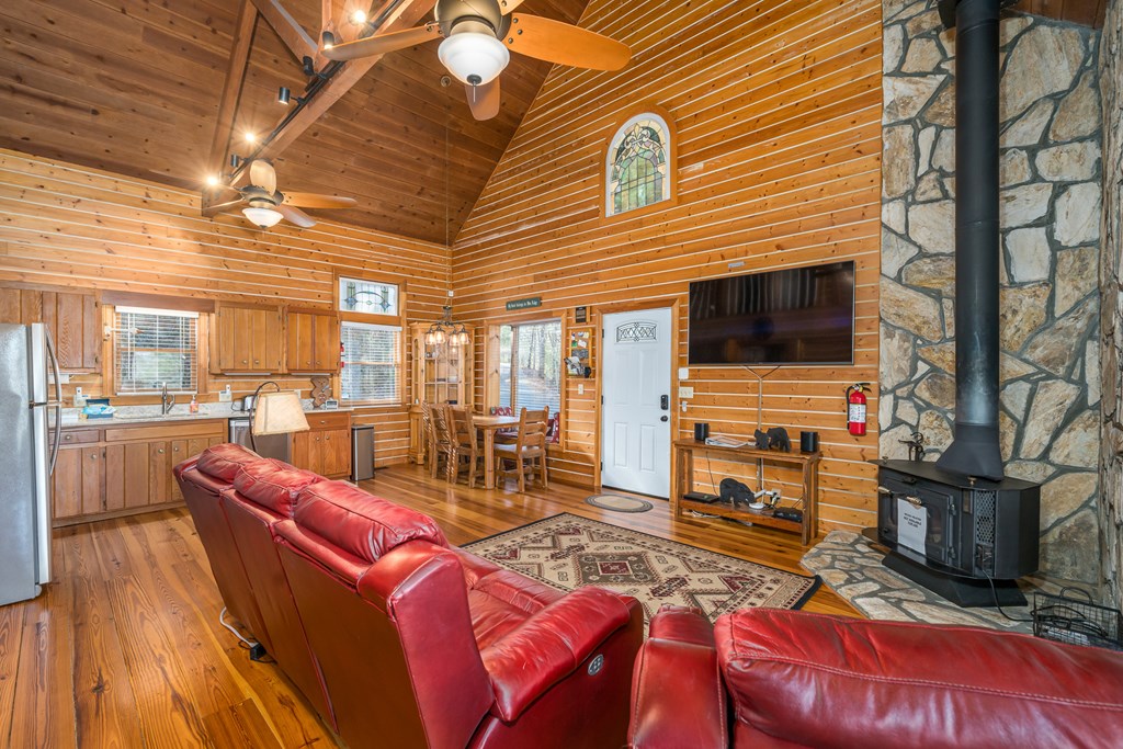 422465 Blue Ridge Residential