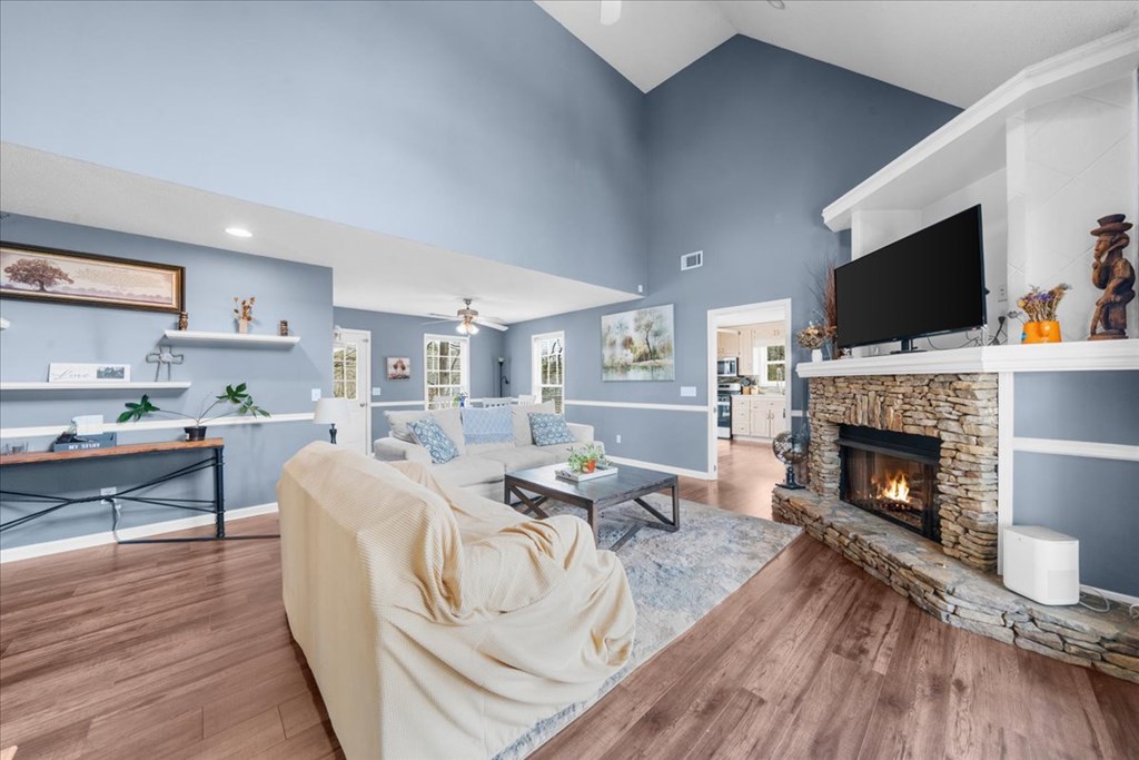 422470 Canton Residential