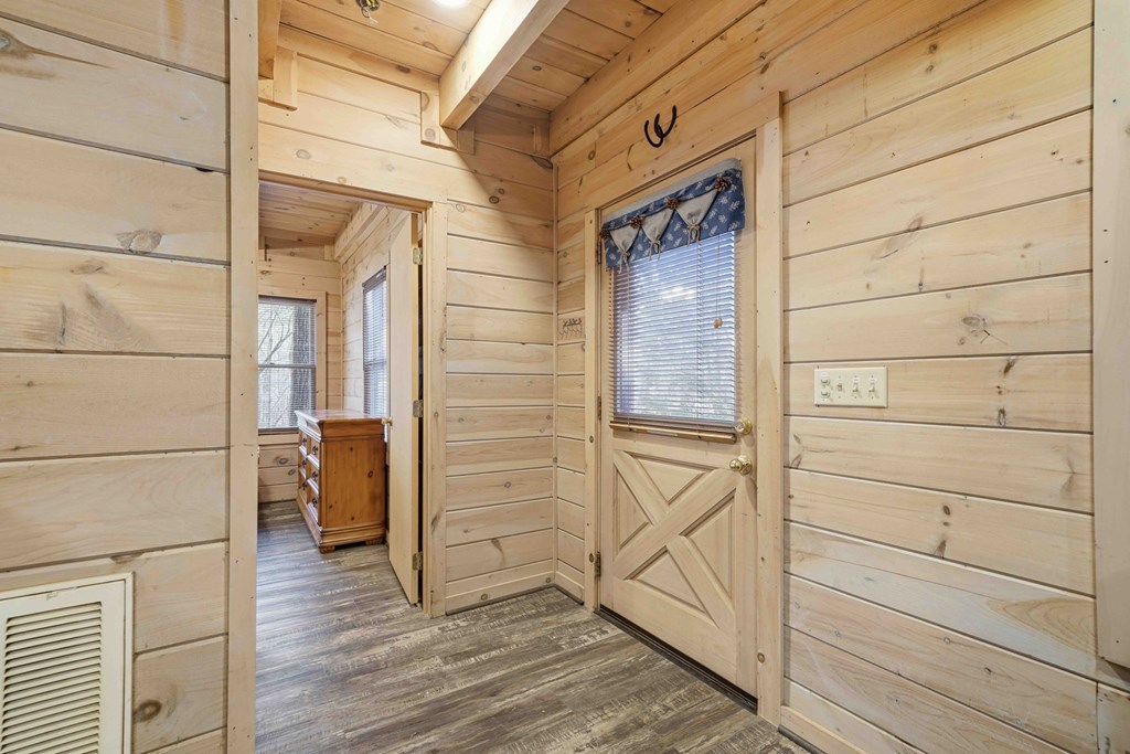 422476 Ellijay Residential