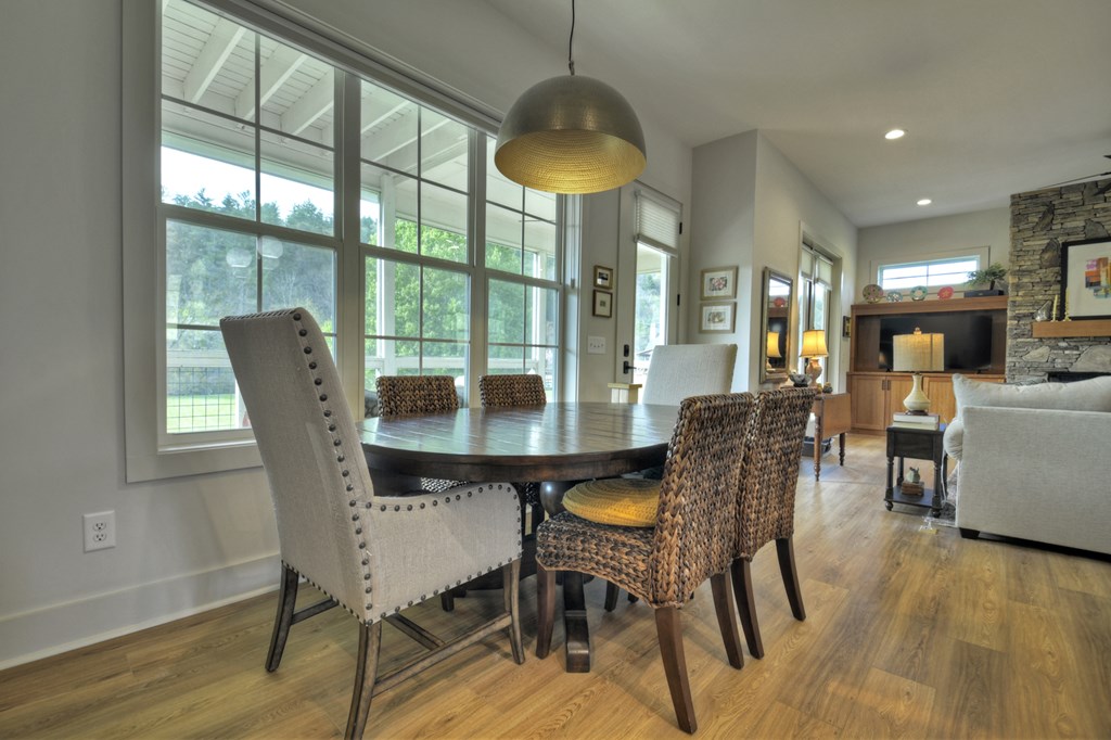 422479 Blue Ridge Residential