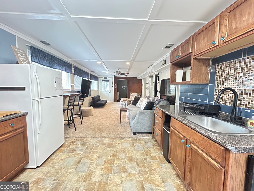 422482 Cleveland Residential