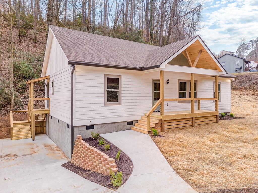 422483 Ellijay 