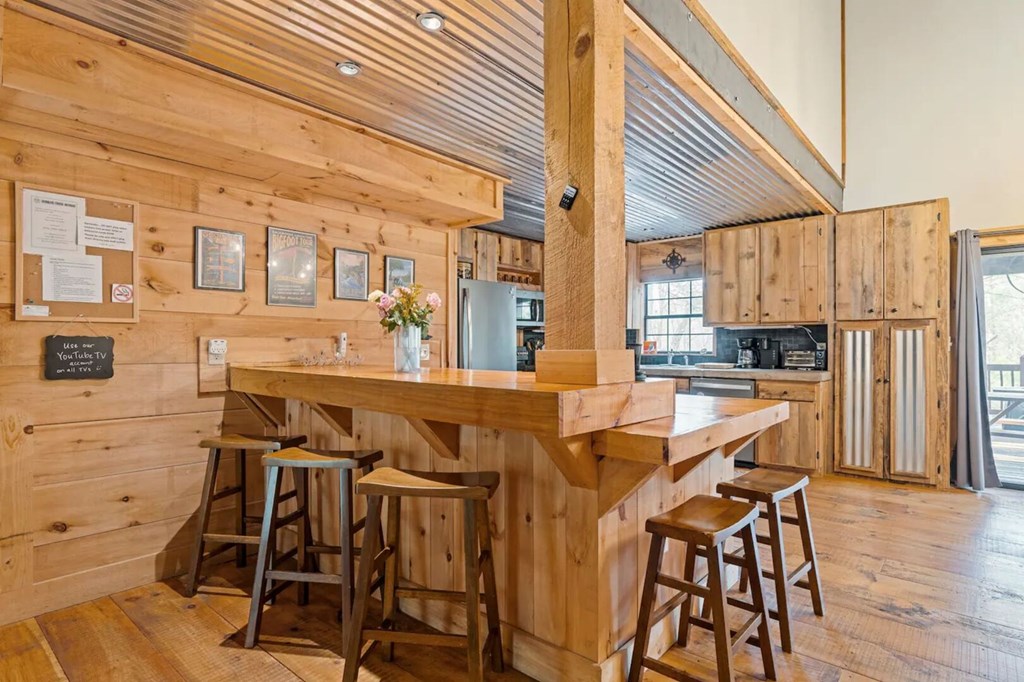 422487 Blue Ridge Residential