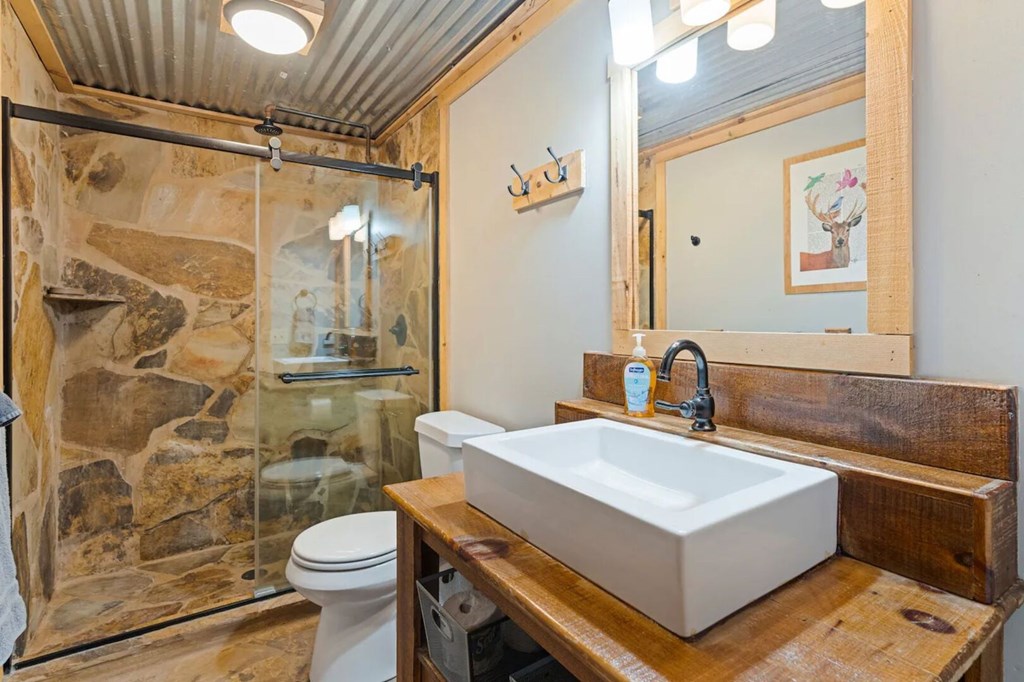 422487 Blue Ridge Residential