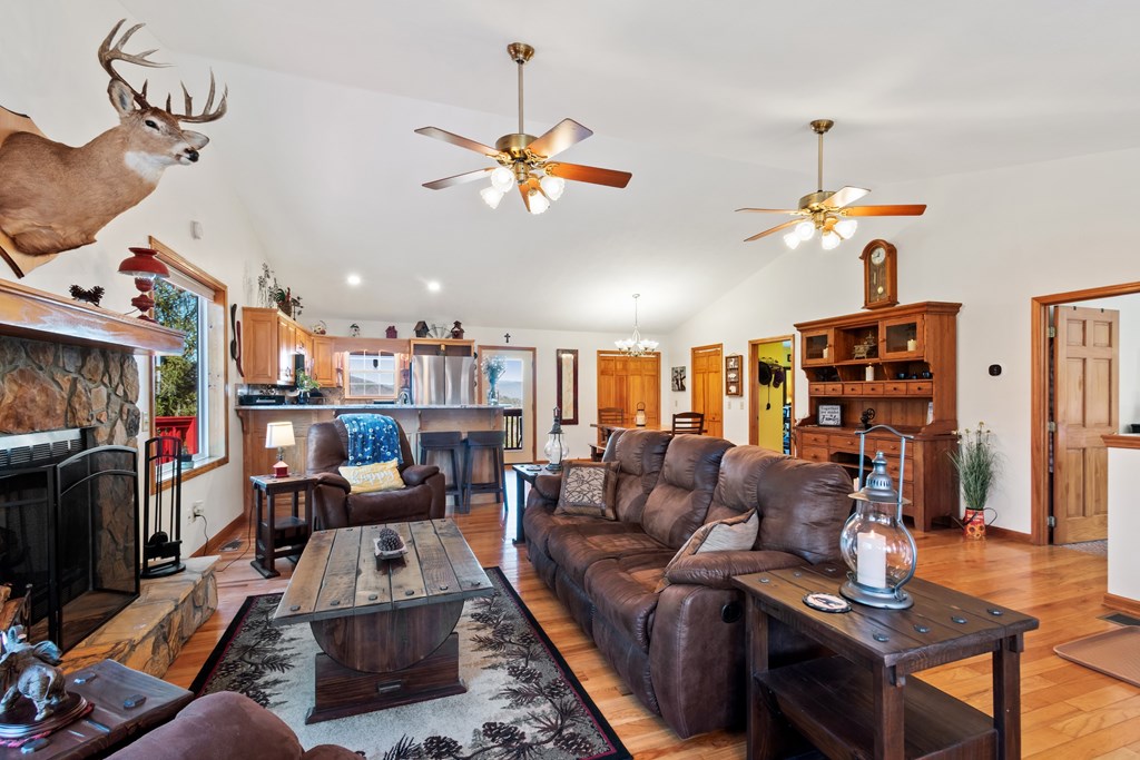 422489 Blairsville Residential