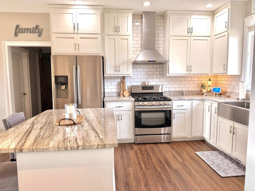 422490 Young Harris Residential